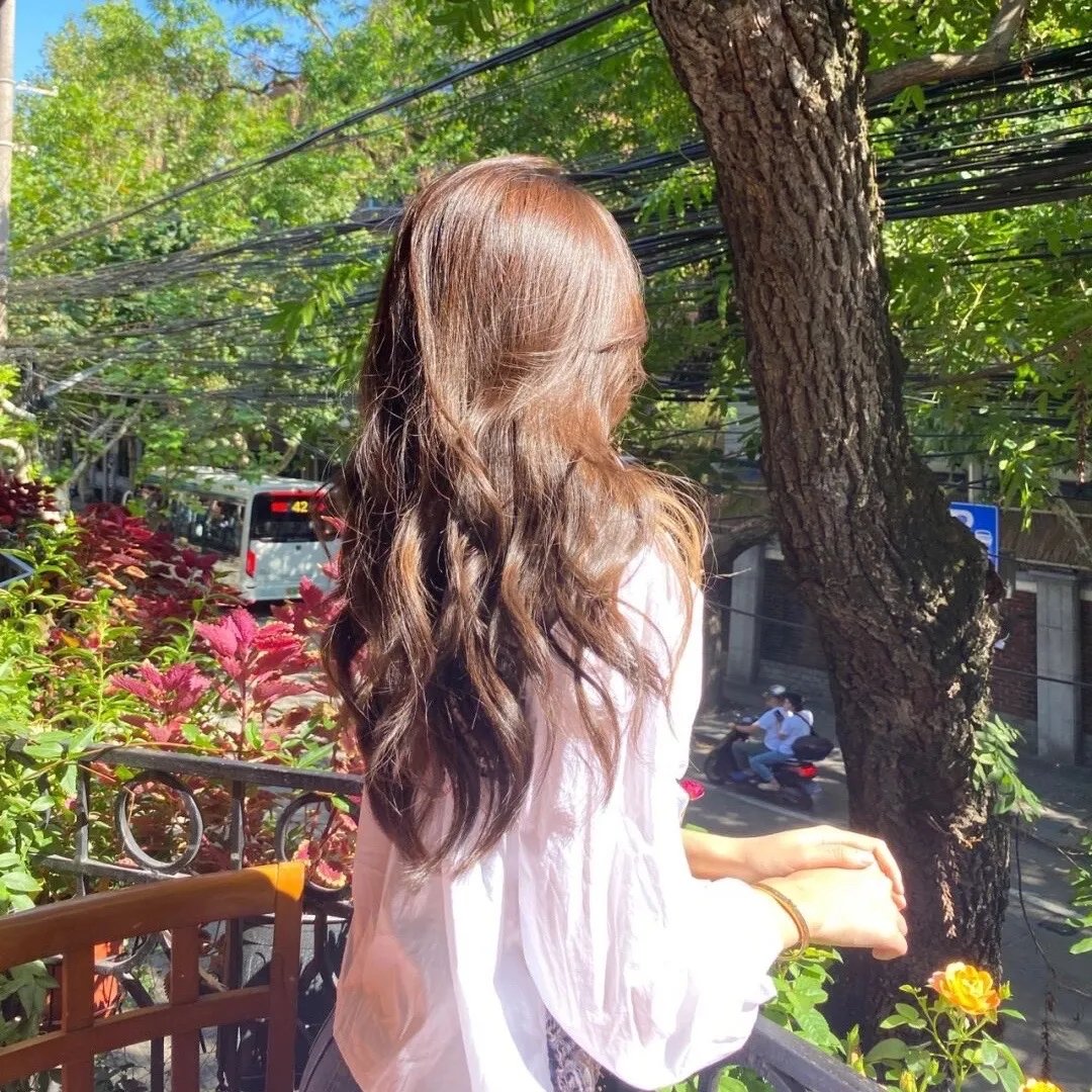 大老千与小妖精